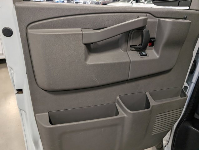 2022 Chevrolet Express Passenger door