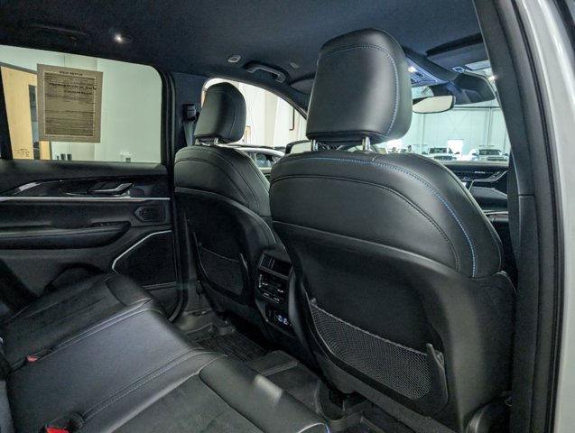 rear passenger view in 2024 Jeep Grand Cherokee 4xe