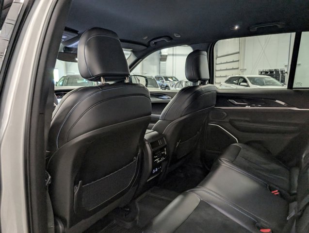 backseat view in 2024 Jeep Grand Cherokee 4xe