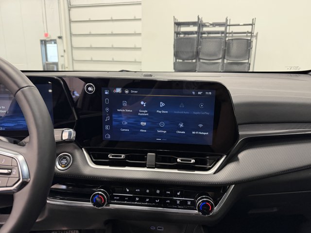 2025 Chevrolet Equinox LT - Photo 11