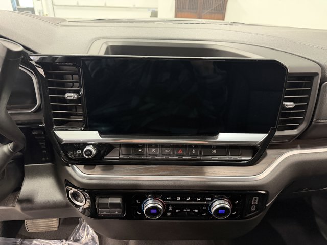 2025 GMC Sierra 1500 SLT - Photo 14
