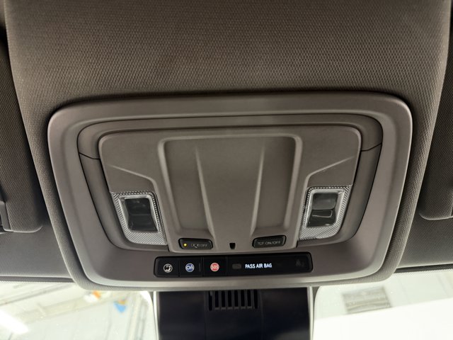 2025 GMC Sierra 1500 SLT - Photo 15