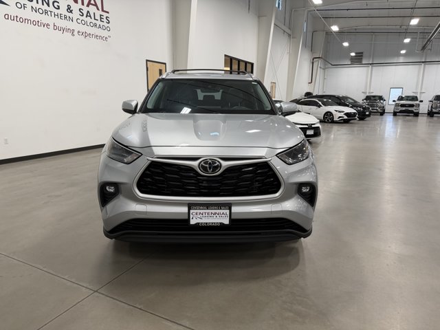 2022 Toyota Highlander XLE - Photo 2