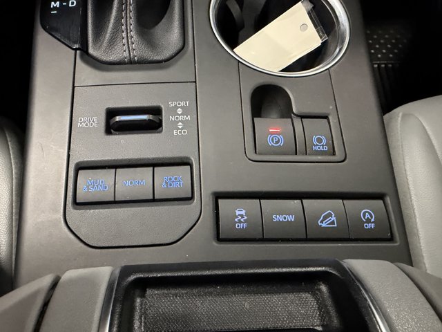 2022 Toyota Highlander XLE - Photo 13