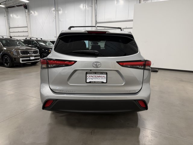 2022 Toyota Highlander XLE - Photo 5