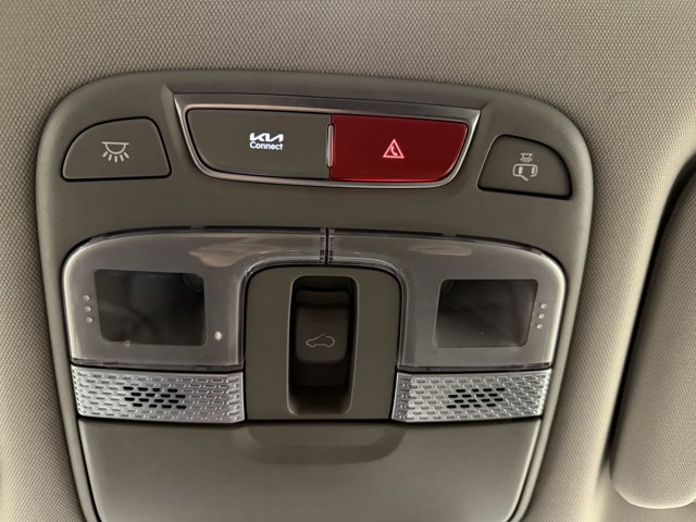 2025 Kia Telluride S - Photo 15