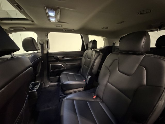 2025 Kia Telluride S - Photo 17