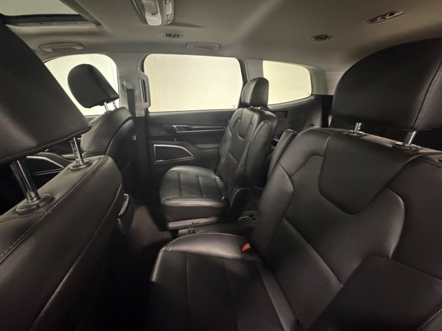 2025 Kia Telluride S - Photo 14