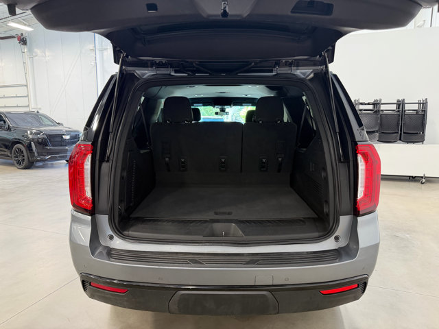 2022 GMC Yukon XL SLE - Photo 16